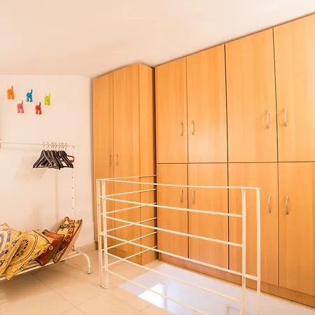 Bitzios Rent * Νικήτη