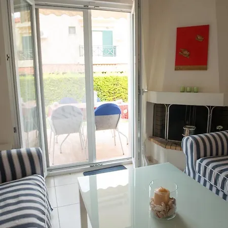 Bitzios Rent Νικήτη