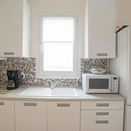 Nyaraló Bitzios Rent
